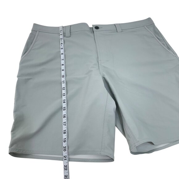 George Mens Light Gray Shorts SZ 42 Nylon Blend Golf Outdoor Activewear 9 inseam - Picture 8 of 9